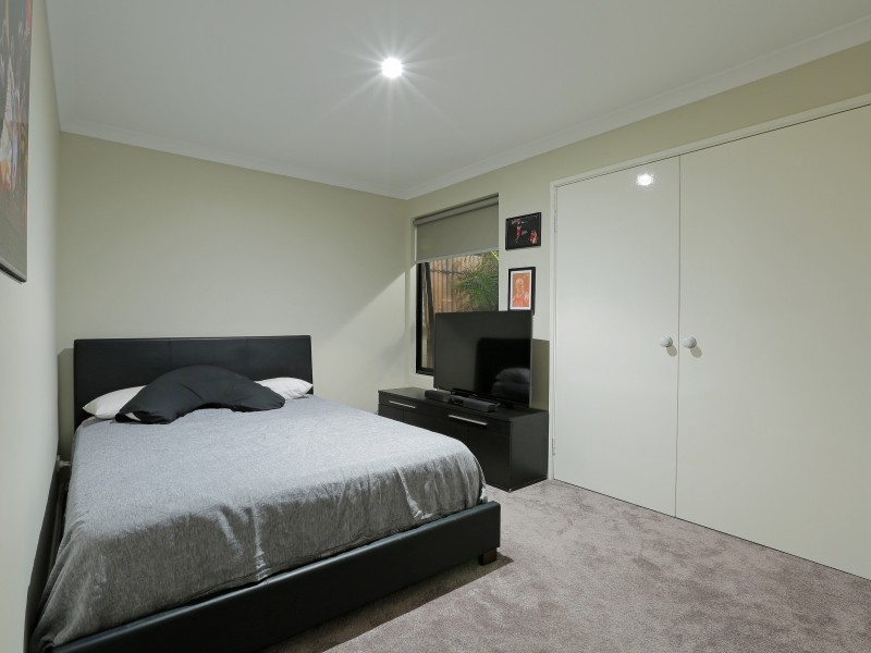 4 Doherty Road, Coolbellup WA 6163