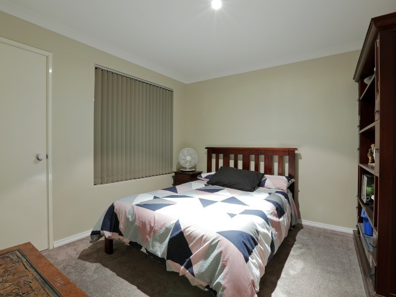 4 Doherty Road, Coolbellup WA 6163