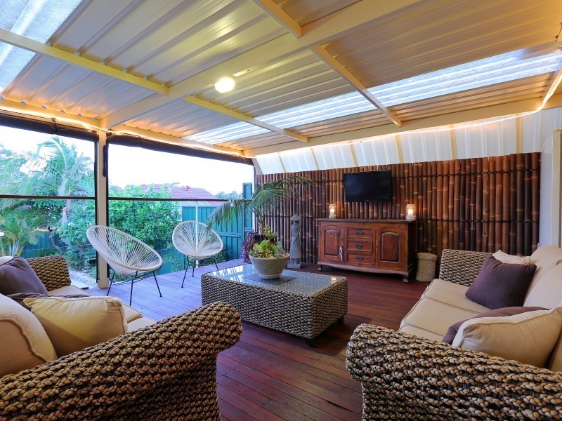 4 Doherty Road, Coolbellup WA 6163