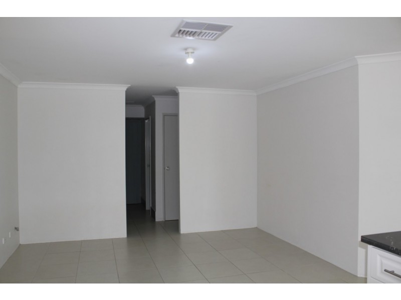 57 Briggs Street, South Lake WA 6164