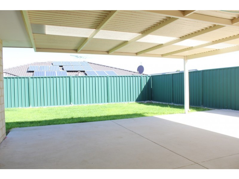 57 Briggs Street, South Lake WA 6164