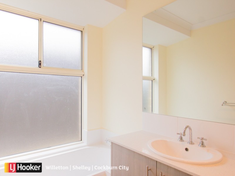 7 Pumice Road, Banjup WA 6164