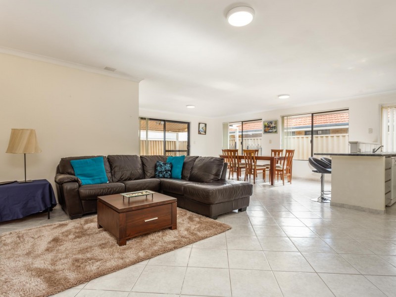 123 Parkway Road, Bibra Lake WA 6163