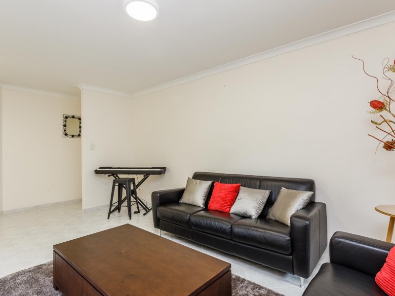 123 Parkway Road, Bibra Lake WA 6163