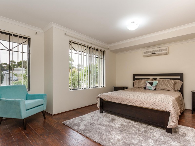 123 Parkway Road, Bibra Lake WA 6163