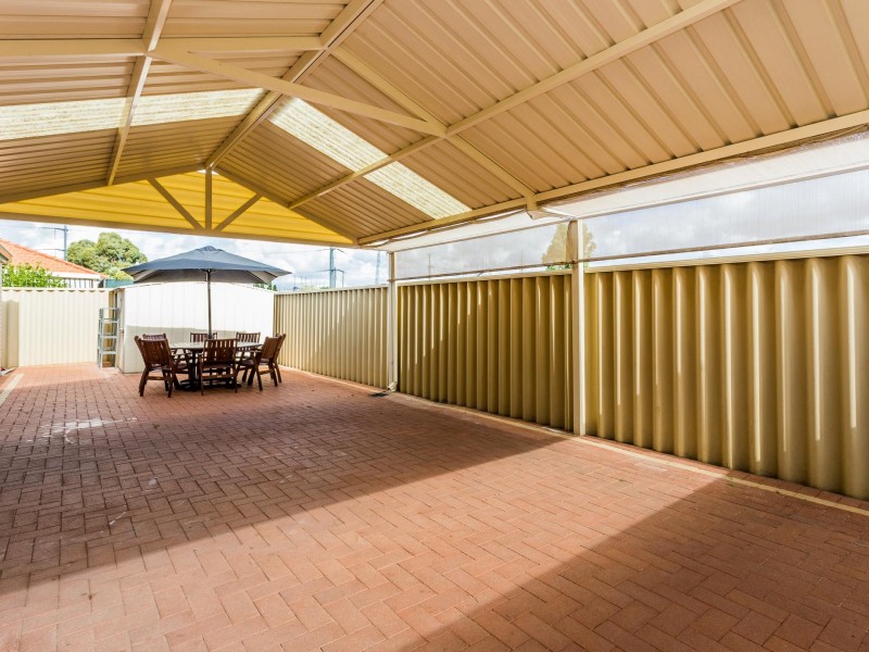 123 Parkway Road, Bibra Lake WA 6163