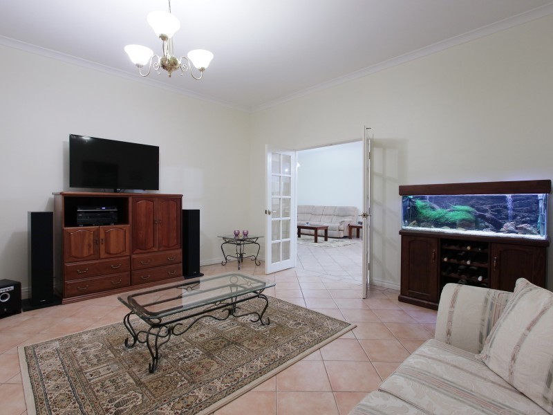 72 Garden Road, Spearwood WA 6163