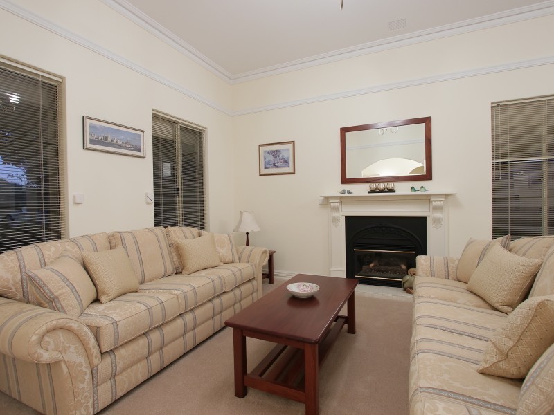 72 Garden Road, Spearwood WA 6163