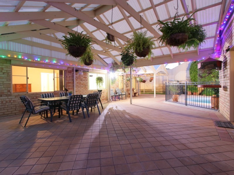 72 Garden Road, Spearwood WA 6163