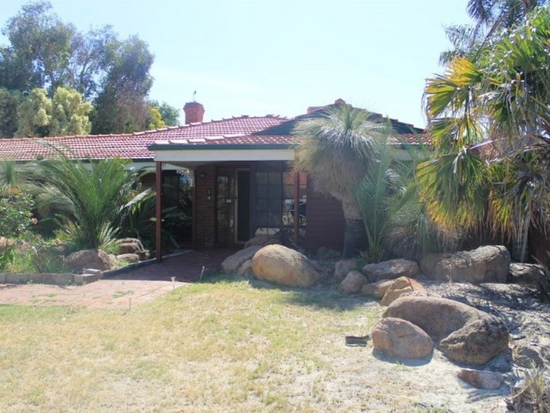 4 Magenta Place, Riverton WA 6148