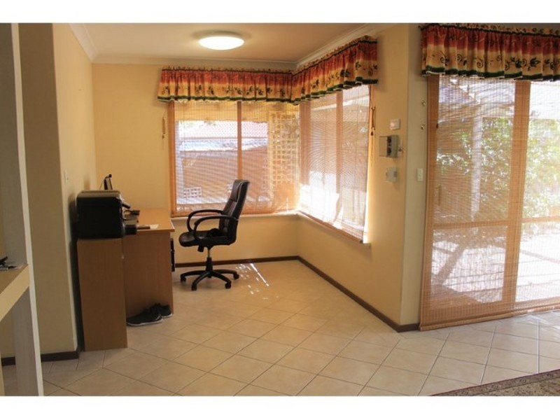4 Magenta Place, Riverton WA 6148