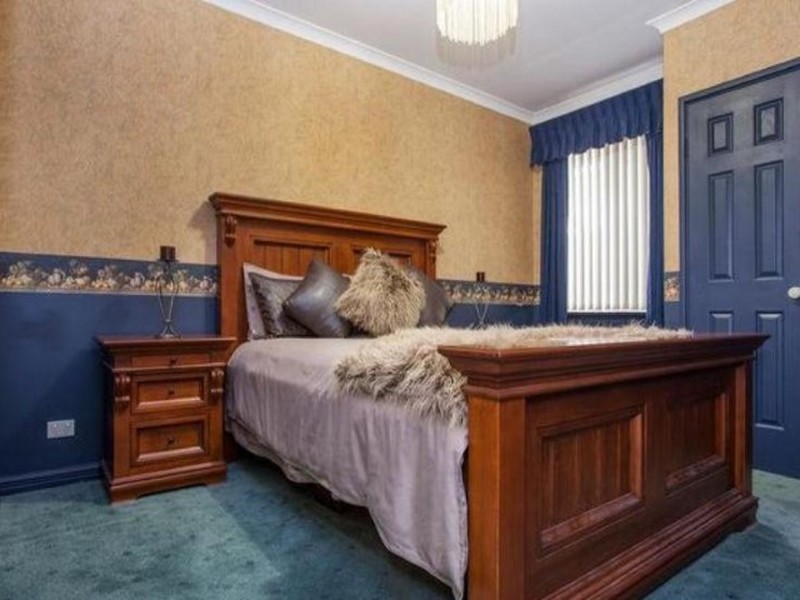 5 Ellery Court, Success WA 6164