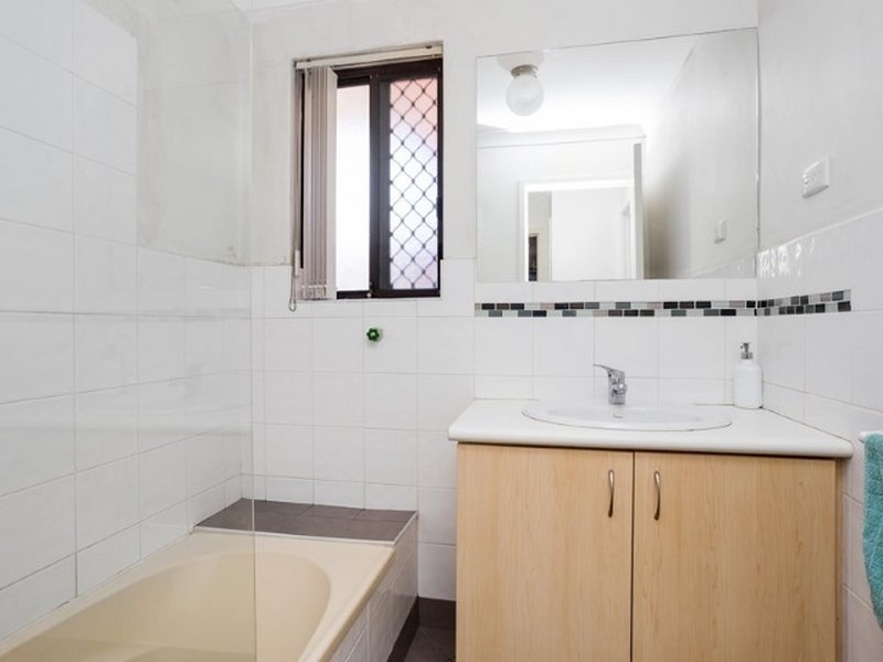 8A Moennich Court, Coolbellup WA 6163