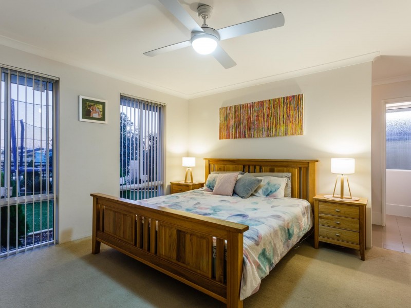 55 Gaebler Road, Hammond Park WA 6164