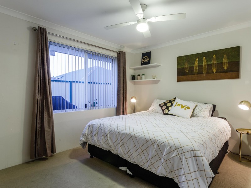 55 Gaebler Road, Hammond Park WA 6164