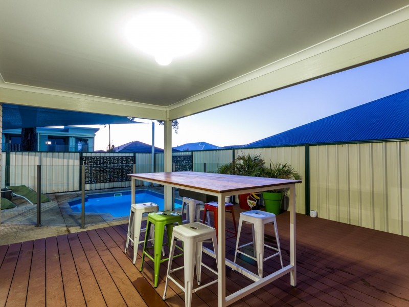 55 Gaebler Road, Hammond Park WA 6164