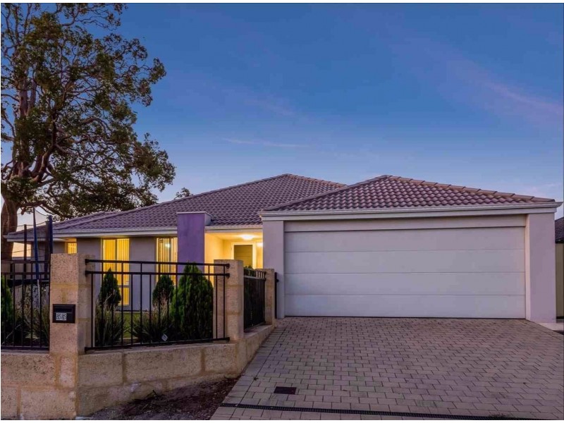 55 Gaebler Road, Hammond Park WA 6164