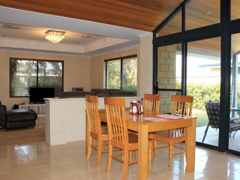 15 Cathedral Link, Aubin Grove WA 6164