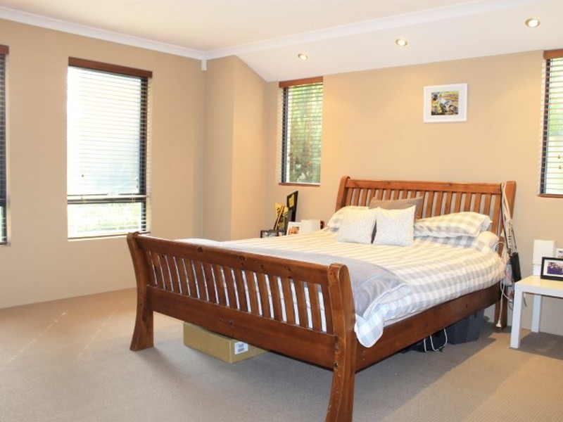 15 Cathedral Link, Aubin Grove WA 6164