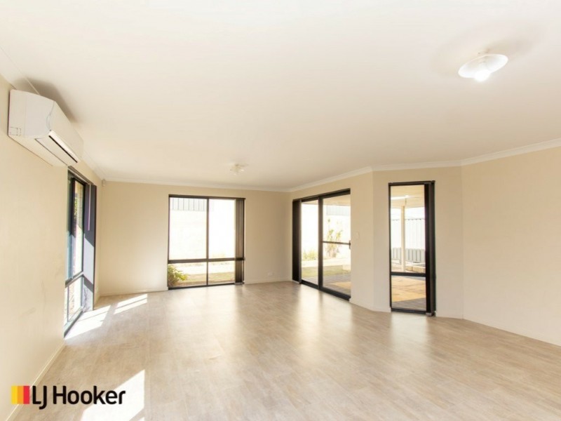 11 Bolonga Gardens, Aubin Grove WA 6164