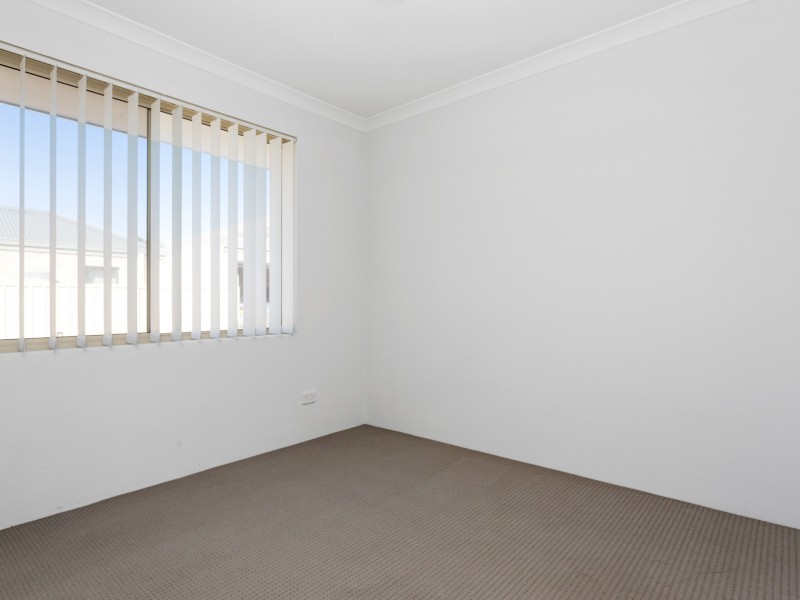 6/3 Peppermint Gardens, Aubin Grove WA 6164