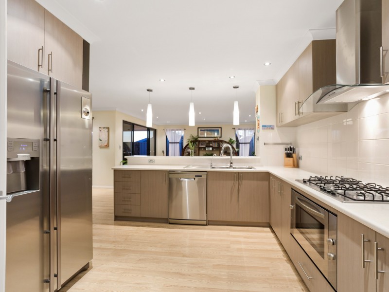22 Gordona Parade, Beeliar WA 6164