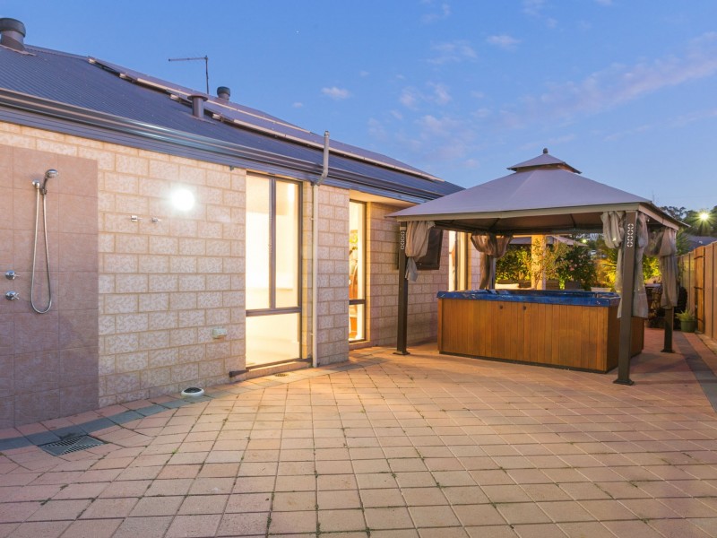 22 Gordona Parade, Beeliar WA 6164