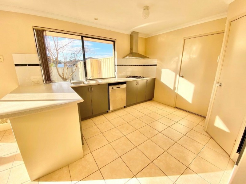 71 Miltona Drive, Secret Harbour WA 6173