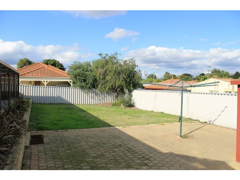 8 Bryah Court, Yangebup WA 6164