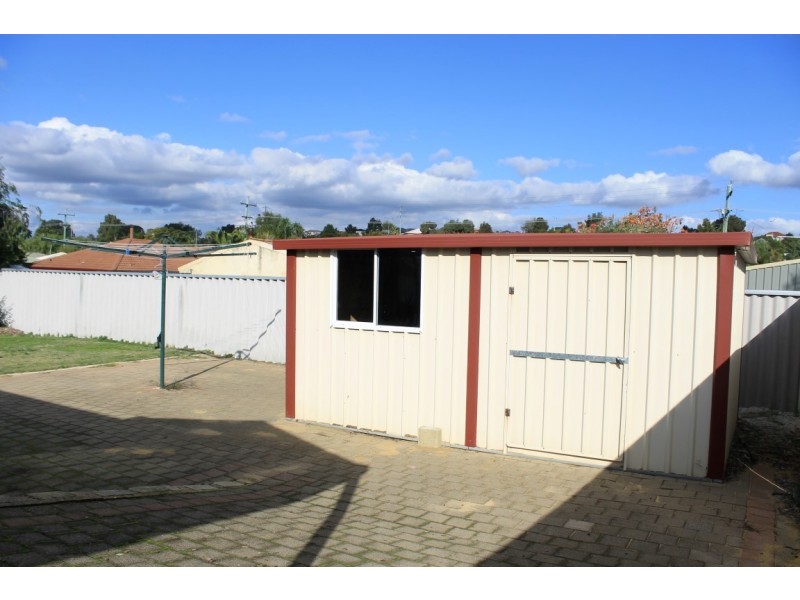 8 Bryah Court, Yangebup WA 6164