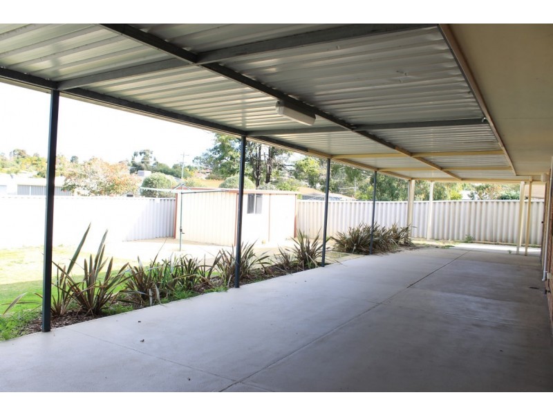 8 Bryah Court, Yangebup WA 6164