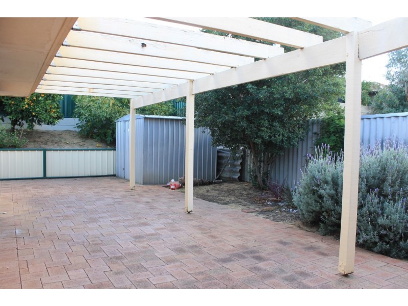 12 Giddens Court, North Lake WA 6163