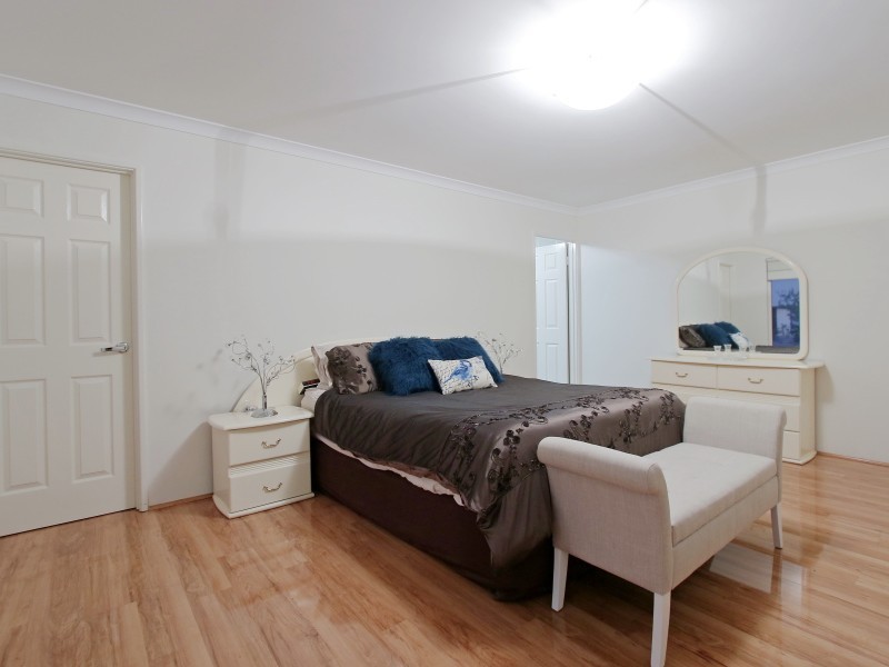 82 Barfield Road, Hammond Park WA 6164