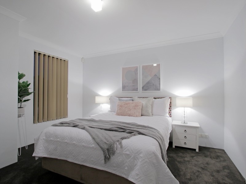 2/89 Forrest Road, Hamilton Hill WA 6163