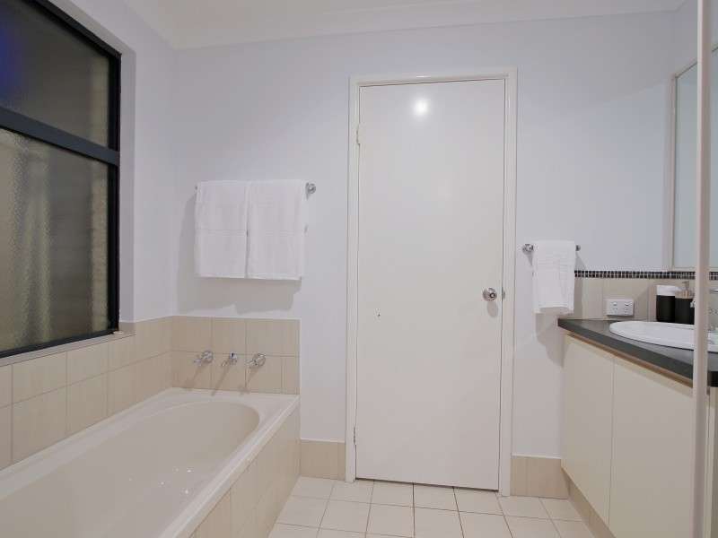 2/89 Forrest Road, Hamilton Hill WA 6163