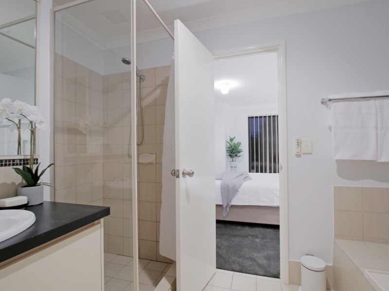 2/89 Forrest Road, Hamilton Hill WA 6163