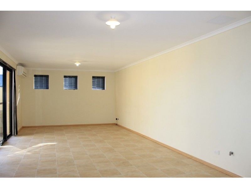 1/44 Sawle Road, Hamilton Hill WA 6163