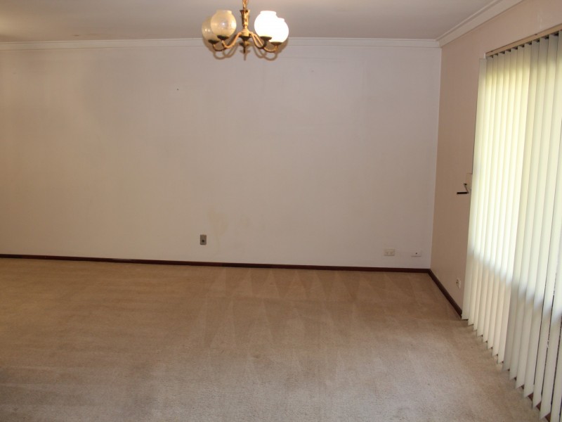 1 Pausin Crescent, Bibra Lake WA 6163