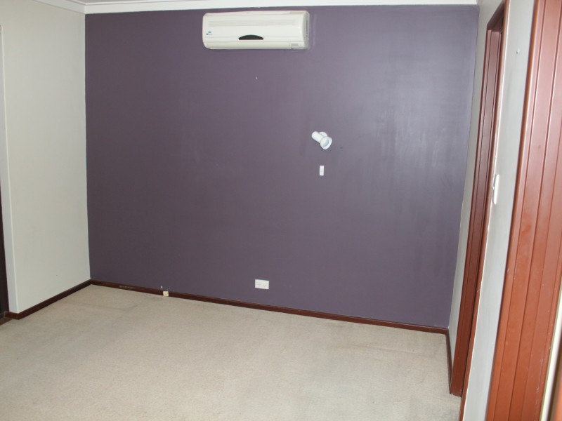 1 Pausin Crescent, Bibra Lake WA 6163