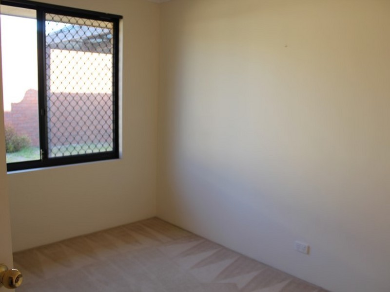 10 Terelink Crescent, Redcliffe WA 6104