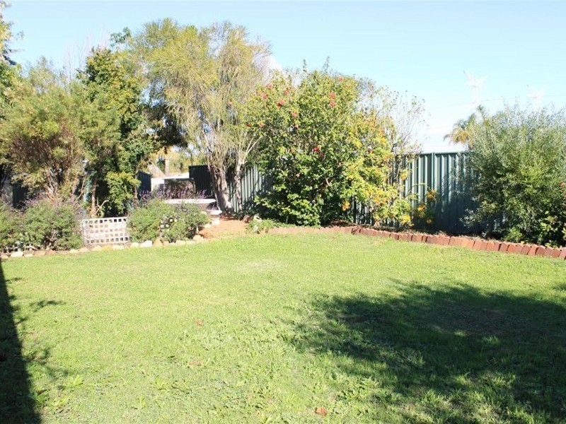 5 Alocasia Close, South Lake WA 6164