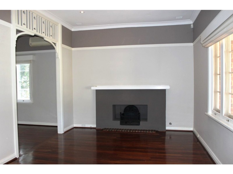 8 The Promenade, Mount Pleasant WA 6153