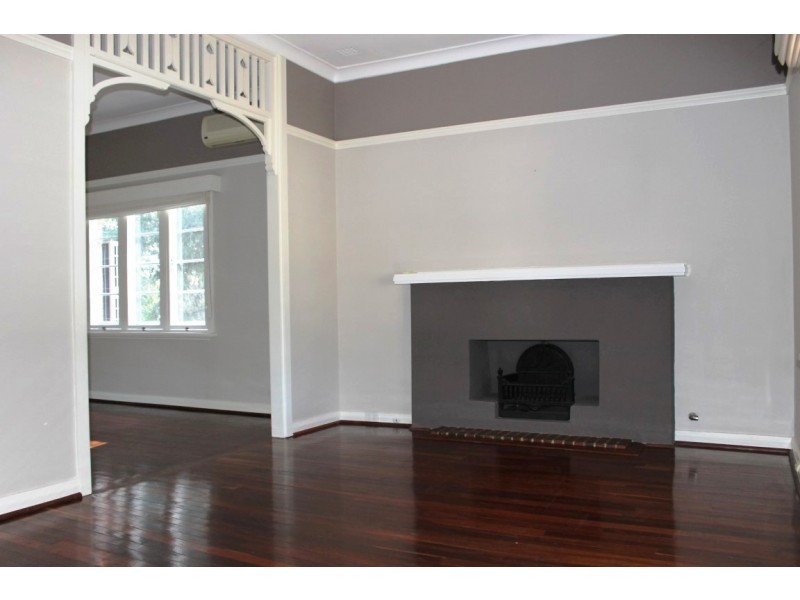 8 The Promenade, Mount Pleasant WA 6153