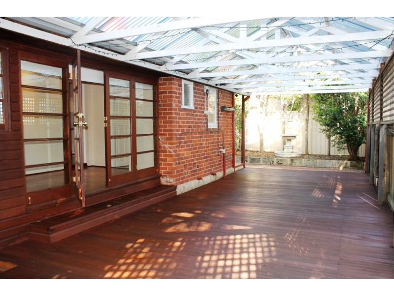 8 The Promenade, Mount Pleasant WA 6153