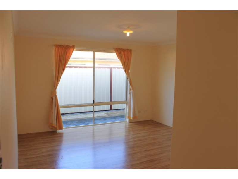 5 Becher Avenue, Canning Vale WA 6155