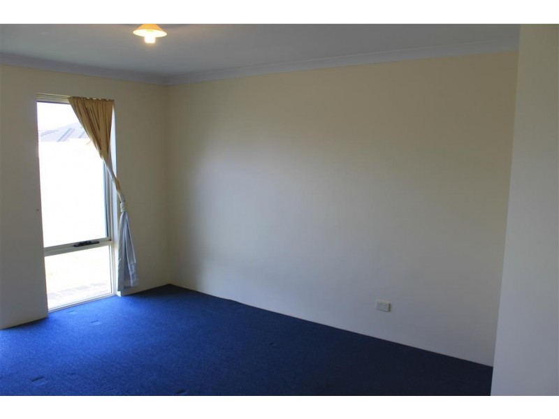 5 Becher Avenue, Canning Vale WA 6155