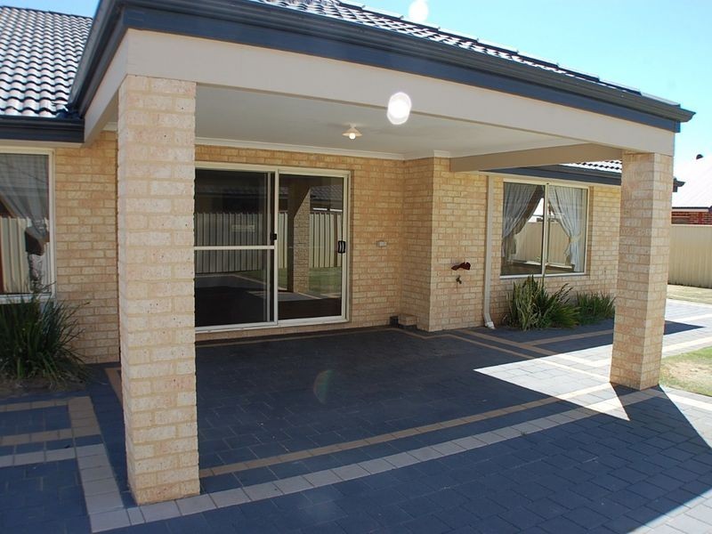 5 Becher Avenue, Canning Vale WA 6155