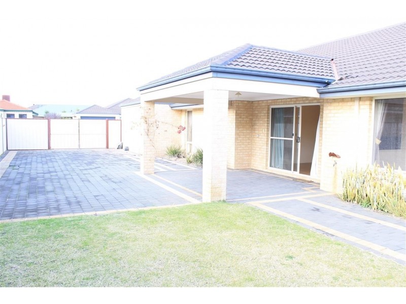 5 Becher Avenue, Canning Vale WA 6155