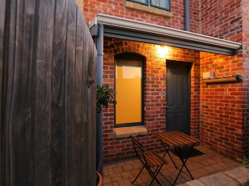 1/1A Rockingham Road, Hamilton Hill WA 6163