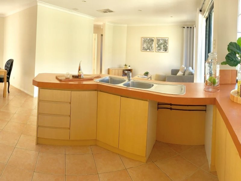 Unit 2/2 Sumich Gardens, Coogee WA 6166